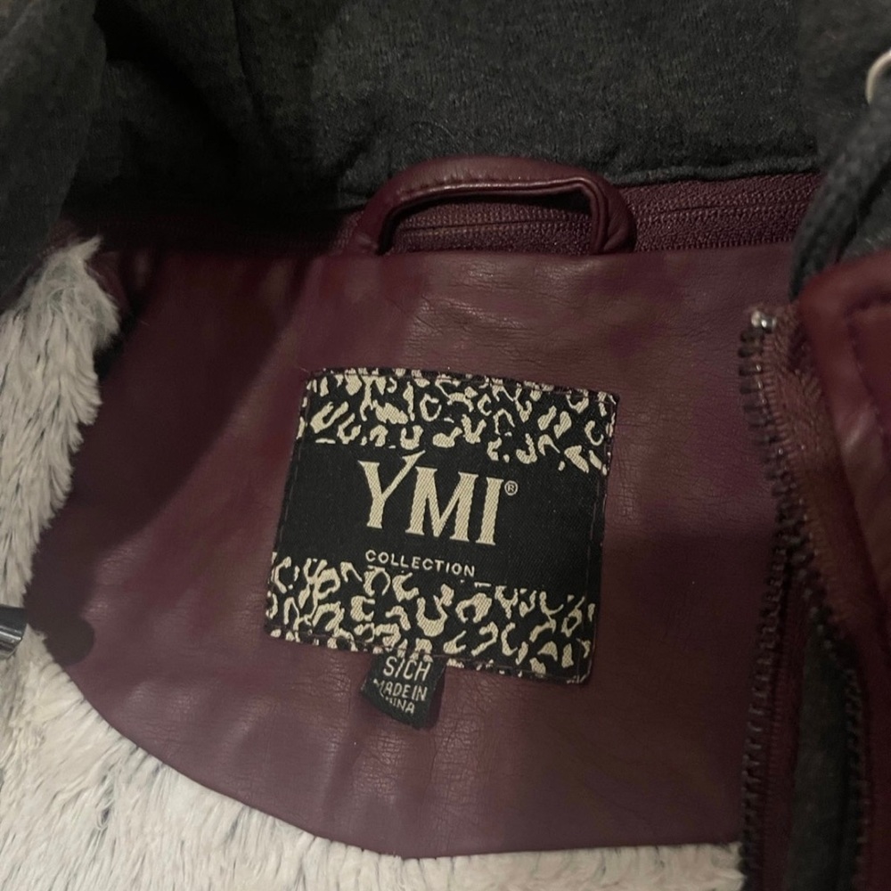 YMI Collection faux women’s hooded leather jacket - Picture 4 of 6